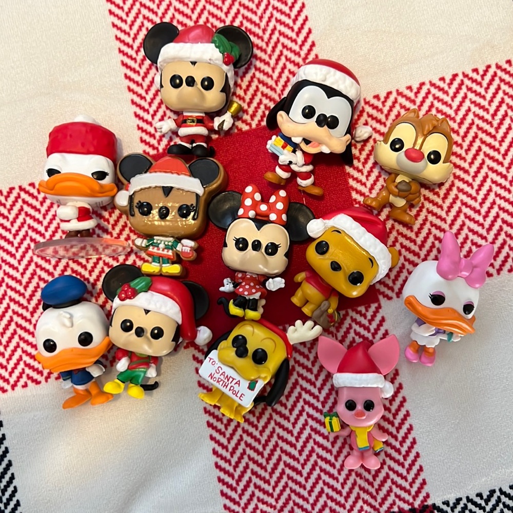Bundle of funko Disney figurines